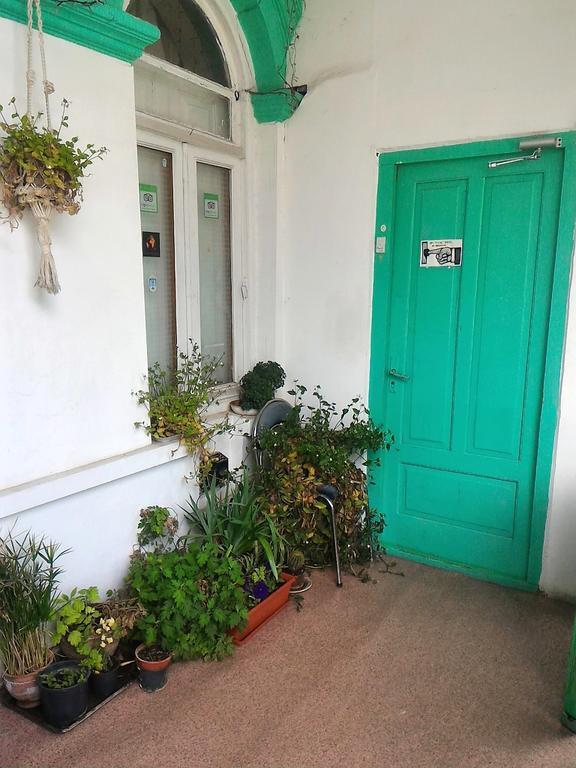 Green Stairs Guest House Tiflis Exterior foto
